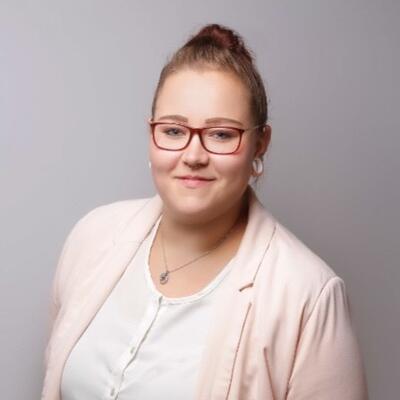 Theresa Kauroff Theresa Kauroff